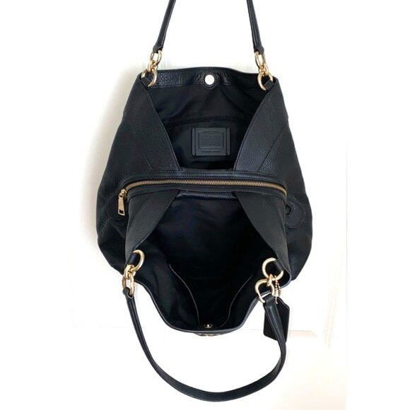 LIKE NEW COACH Lexi Chain Strap Shoulder Bag - Picture 3 of 9